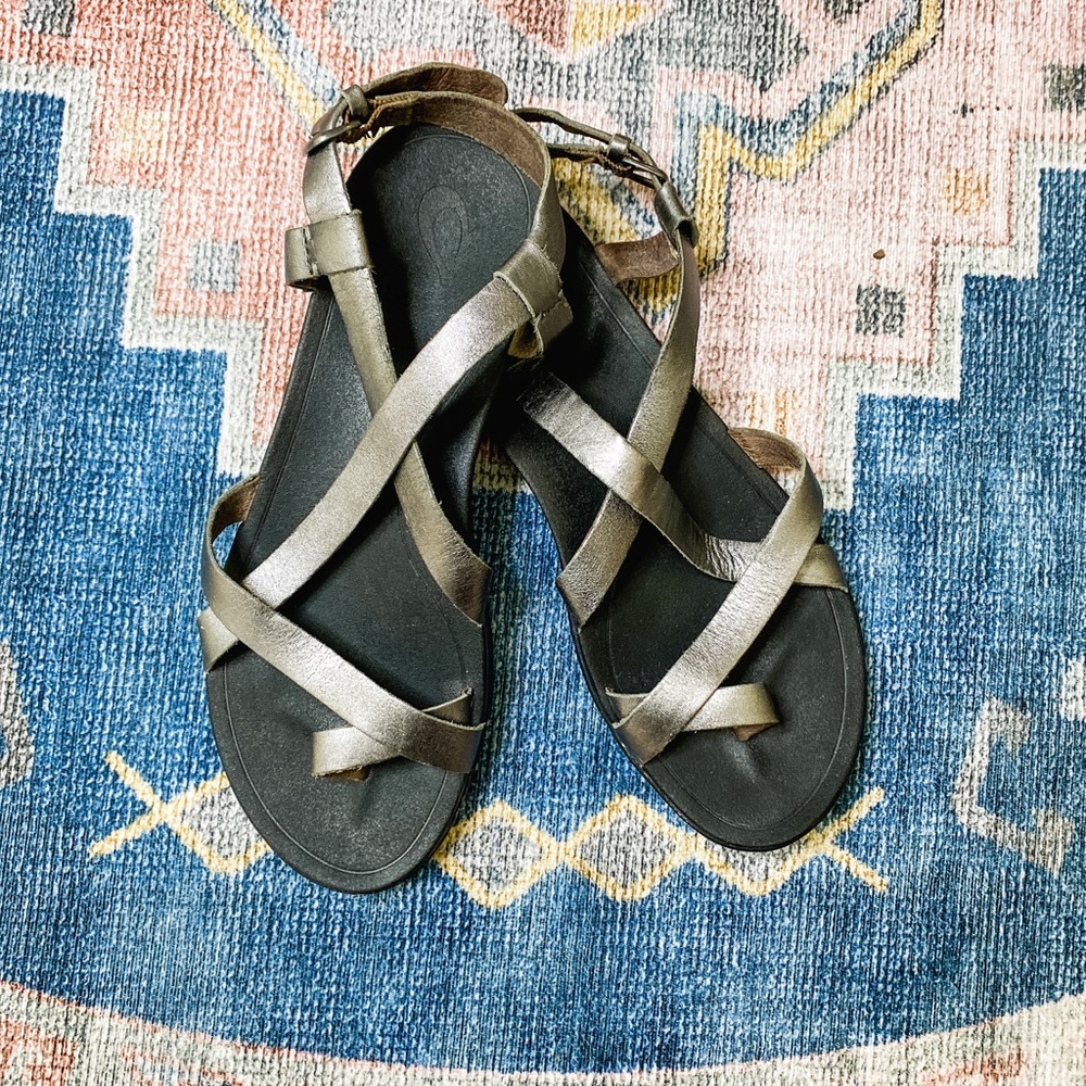 OluKai Upena Bronze/Silver Strappy Leather Sandals